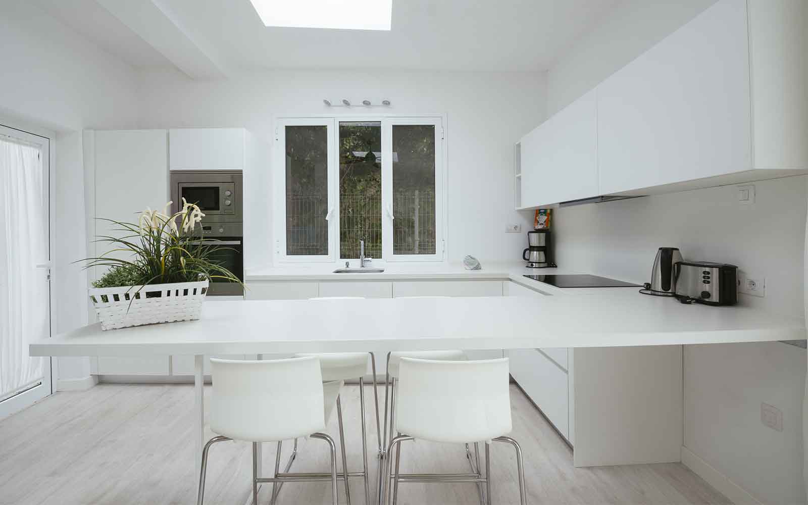Villa con 3 habitaciones, 3 baños, cocina totalmente equipada